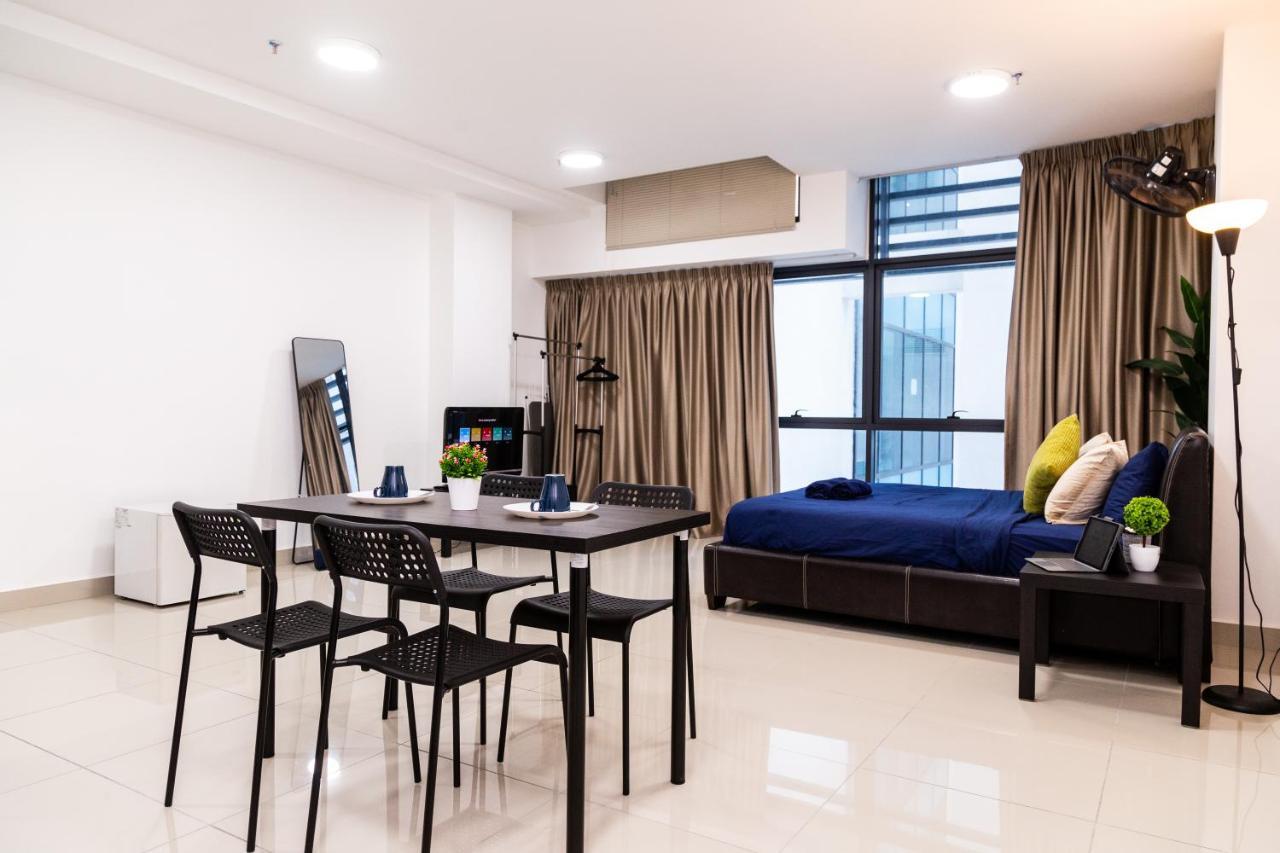 Studio Units At Pacific Tower Near Jaya One By Comfyasia Петалинг-Джая Экстерьер фото
