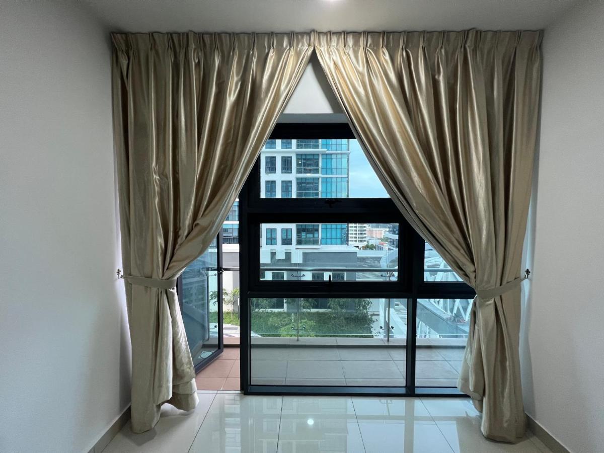 Studio Units At Pacific Tower Near Jaya One By Comfyasia Петалинг-Джая Экстерьер фото