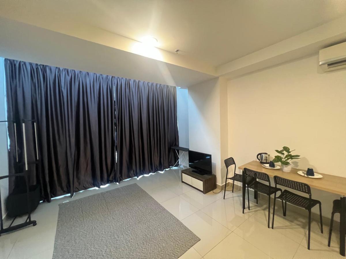 Studio Units At Pacific Tower Near Jaya One By Comfyasia Петалинг-Джая Экстерьер фото